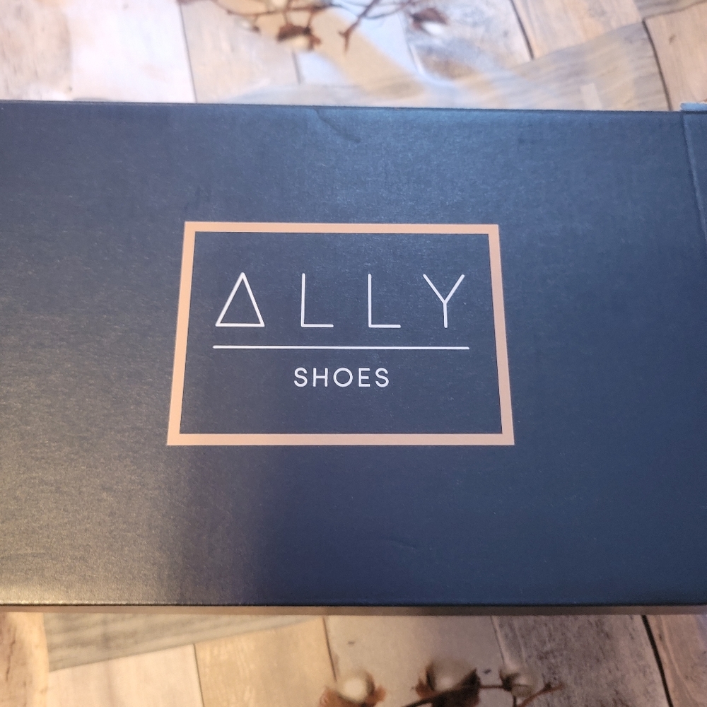 Black Flat Leather shoes